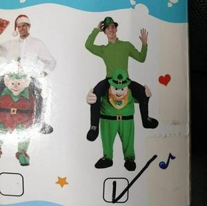 Leprechaun piggy back halloween costume